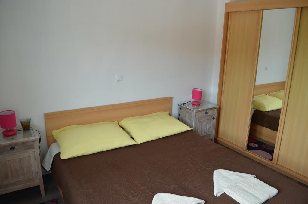 באסקה Apartments Nina מראה חיצוני תמונה
